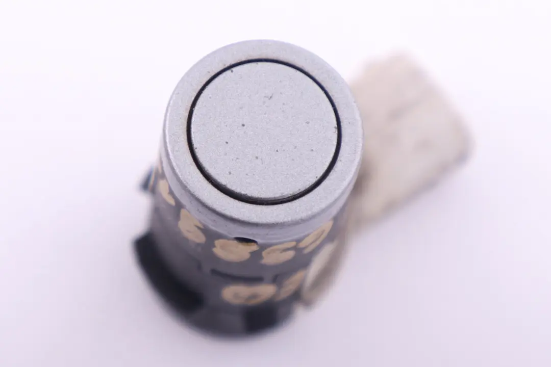 Heckstoßstange PDC Ultraschallsensor Silbergrau Silver Grey für BMW E60 E61 mit Teilenummer 6989111 BMW E60 E61 Heckstoßstange PDC Ultraschallsensor Silbergrau Silver Grey - SKU 6989111 - Teilenummer 6989111