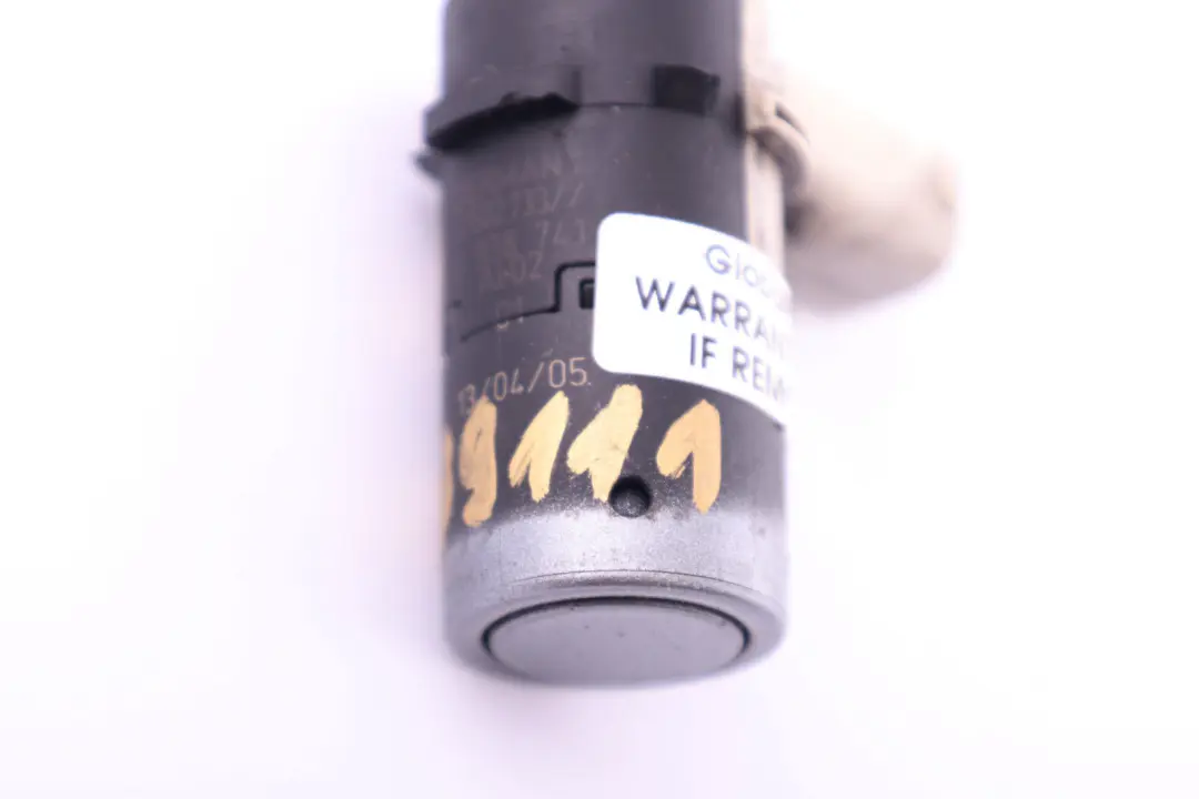 Heckstoßstange PDC Ultraschallsensor Silbergrau Silver Grey für BMW E60 E61 mit Teilenummer 6989111 BMW E60 E61 Heckstoßstange PDC Ultraschallsensor Silbergrau Silver Grey - SKU 6989111 - Teilenummer 6989111