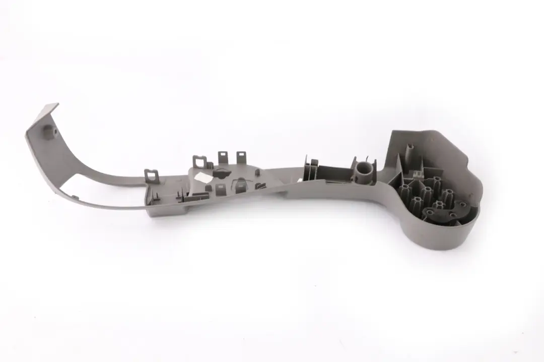 Blende Aussen Vorn Sitz Links Grau für BMW 5 er E60 E61 mit Teilenummer 6989259 BMW 5 er E60 E61 Blende Aussen Vorn Sitz Links Grau - SKU 6989259 - Teilenummer 6989259