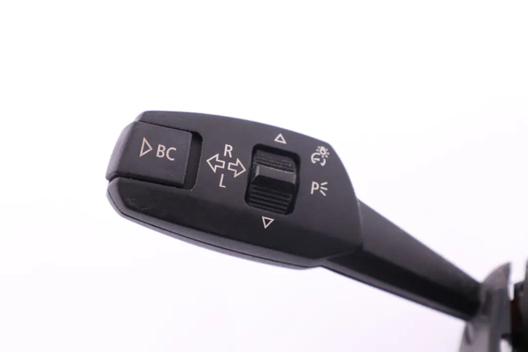 BMW E82 E88 E90 Interrupteur Groupe Colonne Tempomat 6131 - SKU 6989575 - Numéro de pièce 6989575