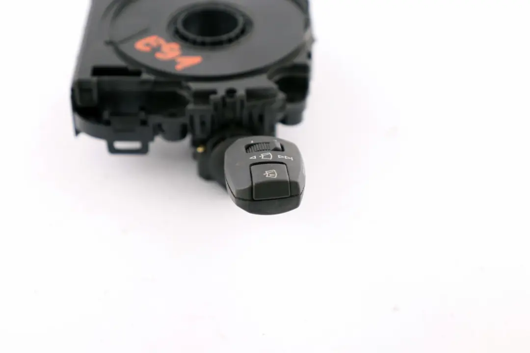 Direction Colonne Angle Capteur Essuie-Glace Clignotant pour BMW 3 X1 E91 LCI E84 à propos du numéro de pièce 6989588 BMW 3 X1 E91 LCI E84 Direction Colonne Angle Capteur Essuie-Glace Clignotant - SKU 6989588 - Numéro de pièce 6989588
