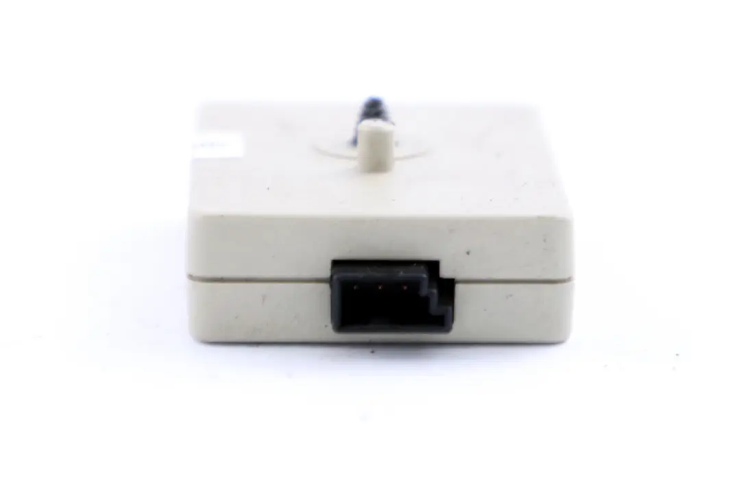 BMW 6 X3 Series E63 E83 Radio Antenna Amplifier Suppression Filter - SKU 6990089-1 - Part number 6990089