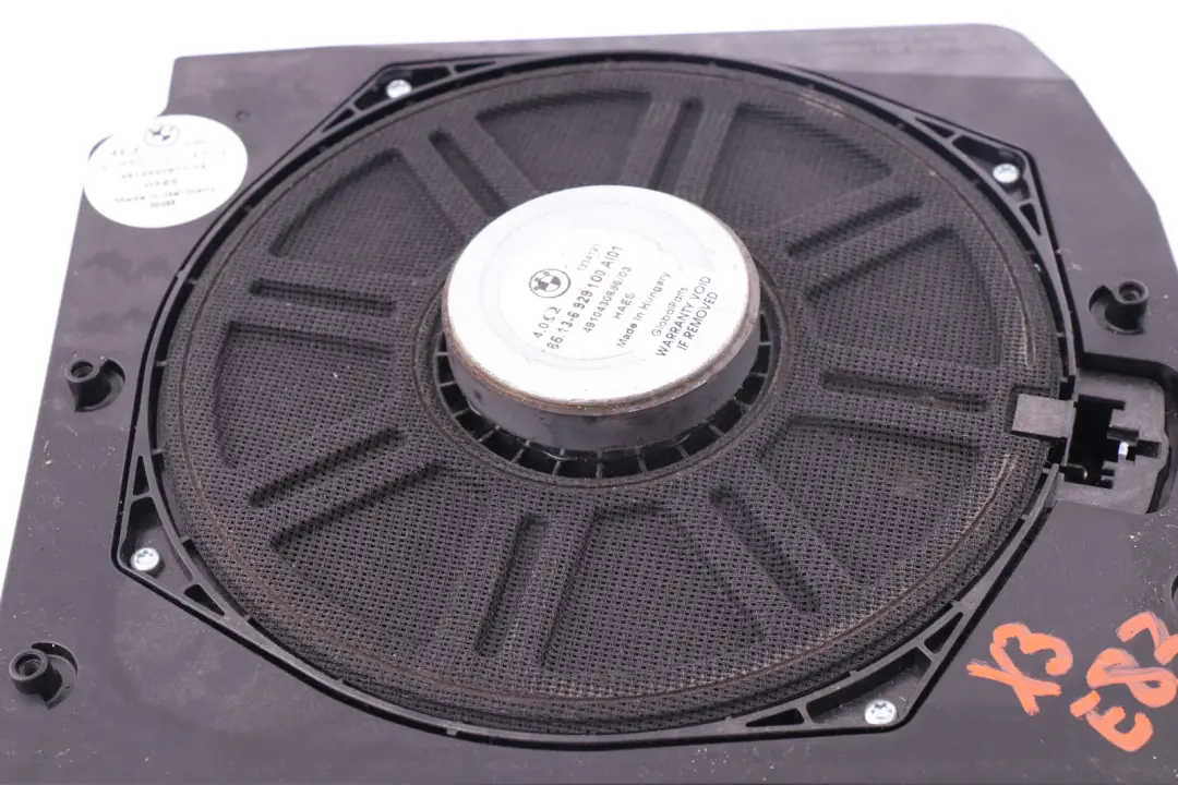 X3-Reihe E83 Zentralbass links STEREO-SYSTEM 6513 für BMW mit Teilenummer 65136990101 BMW X3-Reihe E83 Zentralbass links STEREO-SYSTEM 6513 - SKU 6990101 - Teilenummer 65136990101