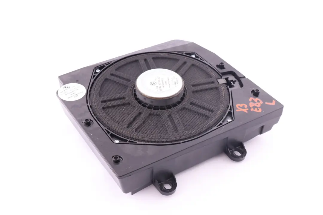 X3-Reihe E83 Zentralbass links STEREO-SYSTEM 6513 für BMW mit Teilenummer 65136990101 BMW X3-Reihe E83 Zentralbass links STEREO-SYSTEM 6513 - SKU 6990101 - Teilenummer 65136990101