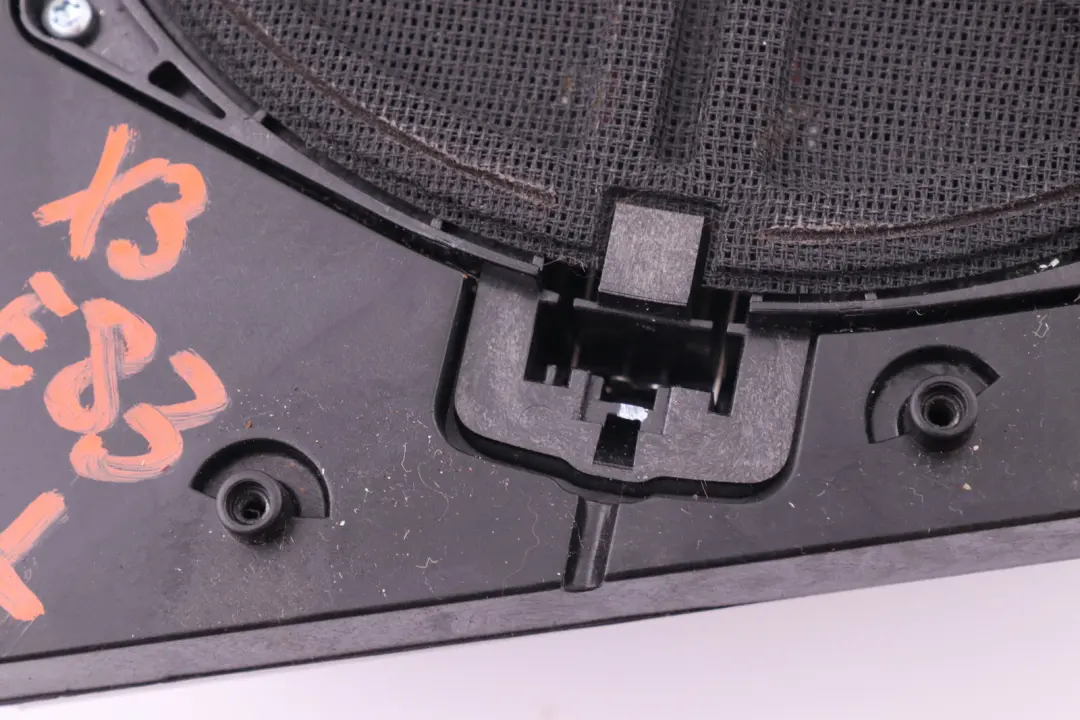 BMW X3 E83 Basso Centrale SX Stereo-System 6513 - SKU 6990101 - Numero di parte 65136990101