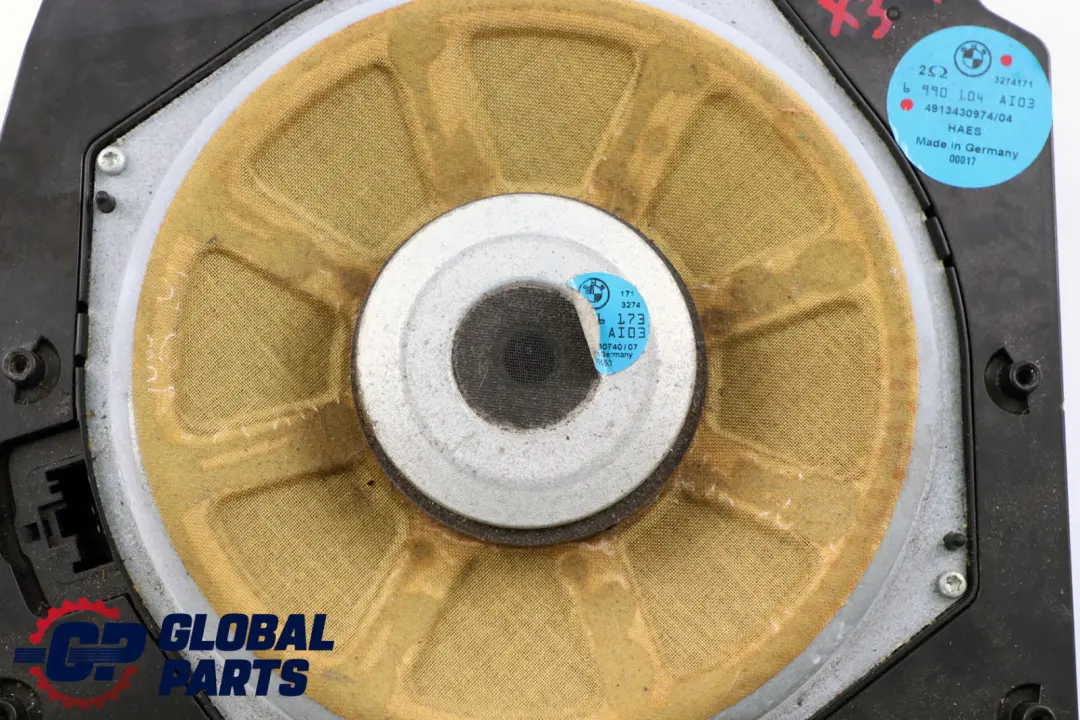 Sistema De audio Hi-Fi Altavoz central De graves derecho para BMW E83 con número de pieza 6990104 BMW E83 Sistema De audio Hi-Fi Altavoz central De graves derecho - SKU 6990104 - Número de pieza 6990104