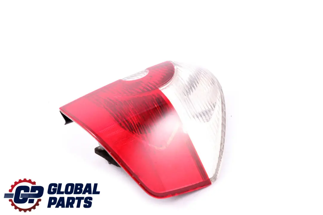 Lampa Tylna Prawa Panelu Bocznego do BMW E83 o numerze 6990170 BMW E83 Lampa Tylna Prawa Panelu Bocznego - SKU 6990170-1 - Numer Części 6990170