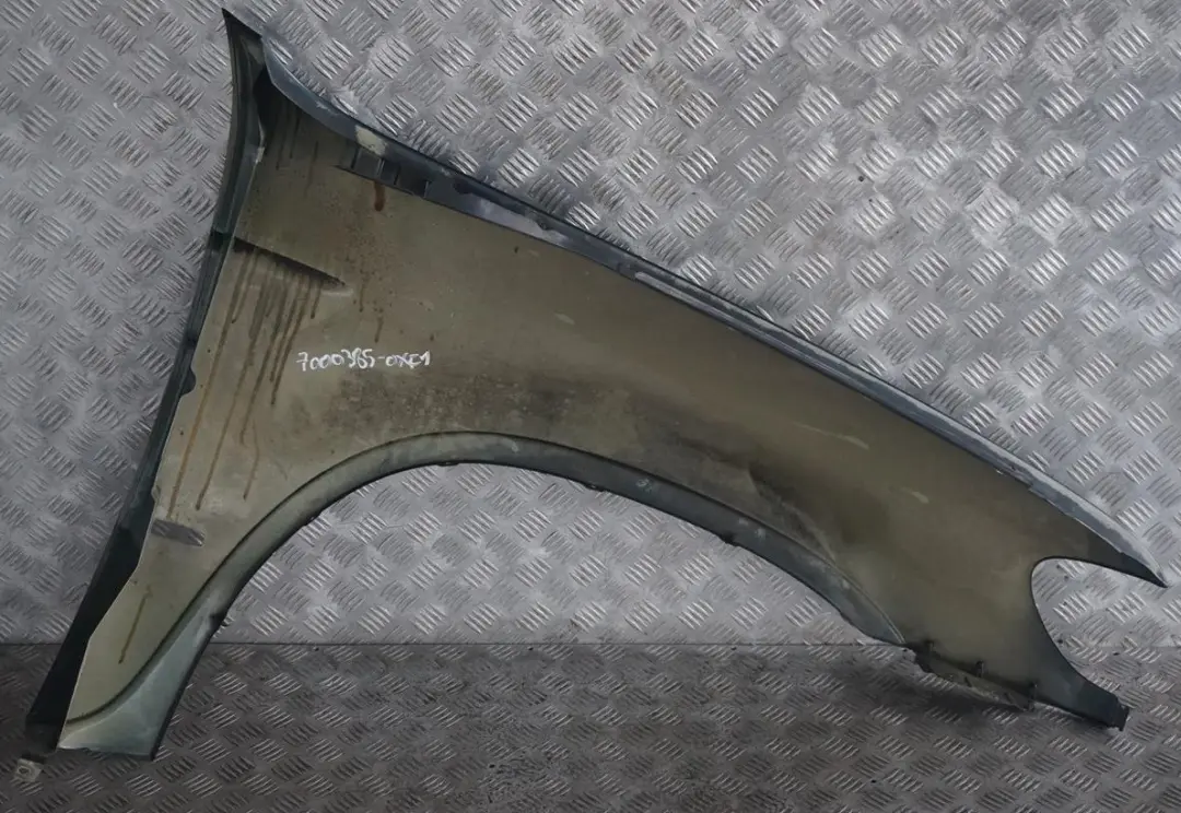 Side Panel Wing Fender Front Left N/S Oxfordgreen Green 430 to BMW X5 Series E53 1 with Part number 7000385 BMW X5 Series E53 1 Side Panel Wing Fender Front Left N/S Oxfordgreen Green 430 - SKU 7000385-OXF1 - Part number 7000385