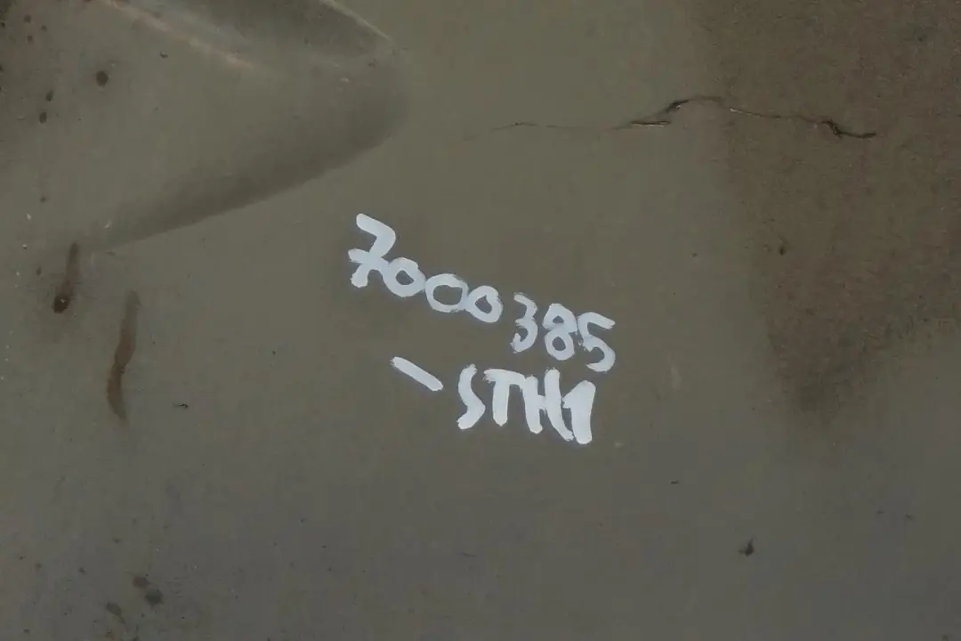Panel Lateral Guardabarros Delantero Izquierdo Stahlgrau Gris Acero - 400 para BMW con número de pieza 7000385 BMW Panel Lateral Guardabarros Delantero Izquierdo Stahlgrau Gris Acero - 400 - SKU 7000385-STH1 - Número de pieza 7000385