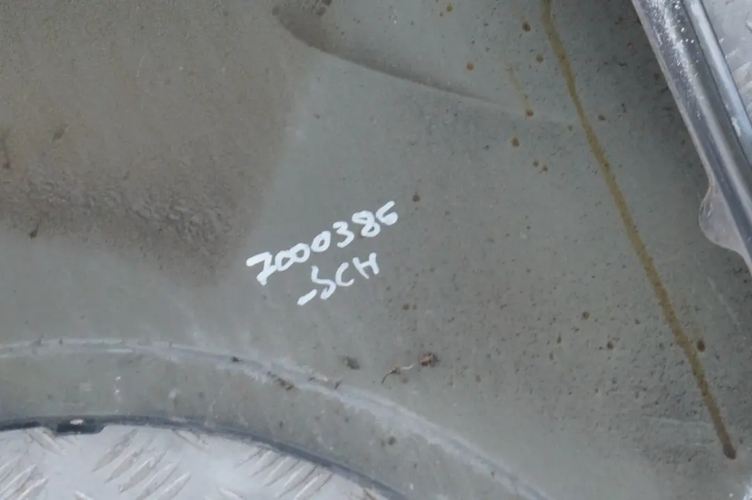 Side Panel Wing Fender Front Right O/S Schwarz 2 Black - 668 to BMW X5 SERIES E53 with Part number 7000386 BMW X5 SERIES E53 Side Panel Wing Fender Front Right O/S Schwarz 2 Black - 668 - SKU 7000386-SCH - Part number 7000386