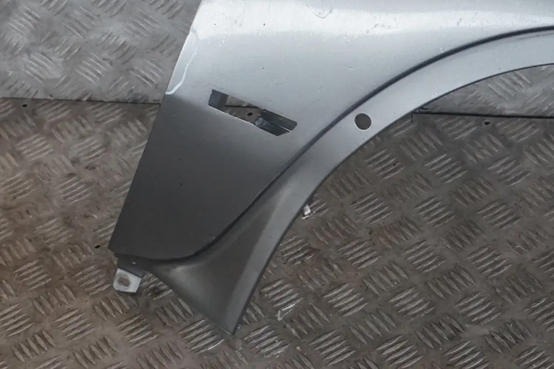Fahrerseite Seitenwand Vorne Rechts Kotflügel Sterlinggrau Grau 472 für BMW X5 E53 mit Teilenummer 7000386 BMW X5 E53 Fahrerseite Seitenwand Vorne Rechts Kotflügel Sterlinggrau Grau 472 - SKU 7000386-STG - Teilenummer 7000386