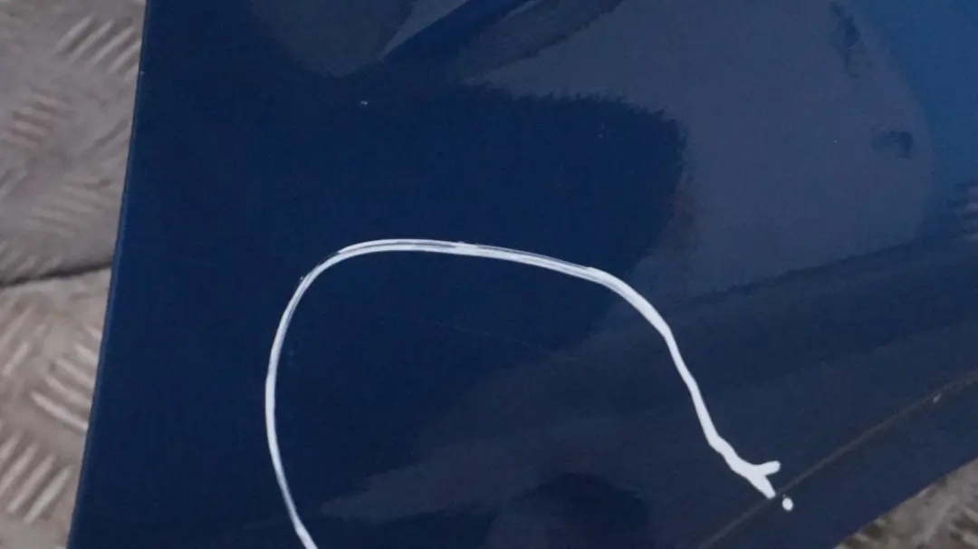 Fahrerseite Seitenwand vorne rechts Kotflügel Topasblau Topaz Blue für BMW X5 E53 mit Teilenummer 7000386 BMW X5 E53 Fahrerseite Seitenwand vorne rechts Kotflügel Topasblau Topaz Blue - SKU 7000386-TPB3 - Teilenummer 7000386