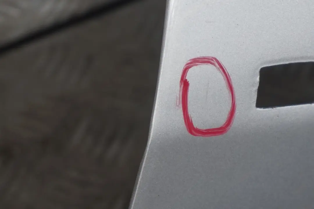 Side Panel Wing Fender Front Right O/S Titansilber Silver 354 to BMW X5 SERIES E53 with Part number 7000386 BMW X5 SERIES E53 Side Panel Wing Fender Front Right O/S Titansilber Silver 354 - SKU 7000386-TS - Part number 7000386