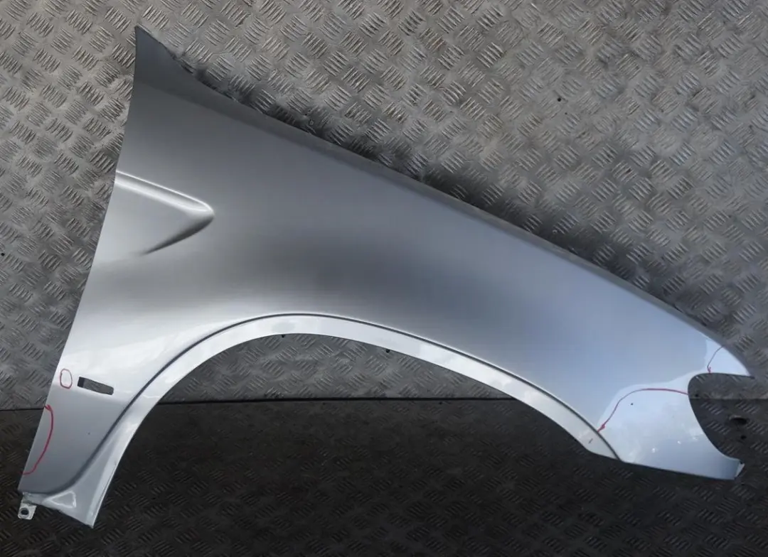 BMW X5 Reihe E53 Seitenwand Vorne Rechts Kotflügel Titansilber Silber - 354 - SKU 7000386-TS - Teilenummer 7000386