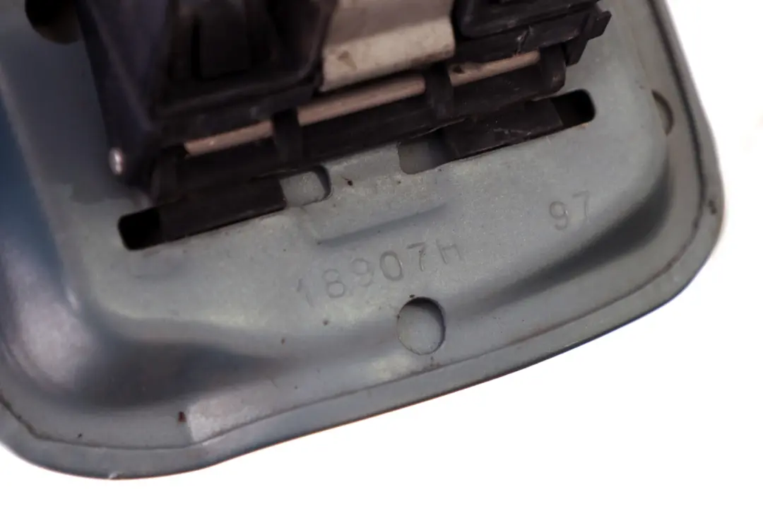 BMW E53 Fill In Flap Fuel Cover Graugruen Metallic - SKU 7001027-GG - Número de pieza 7001027