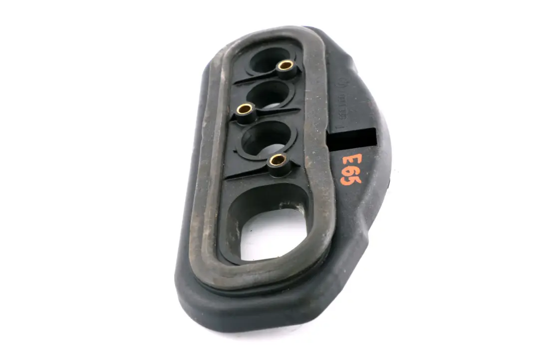 Wspornik izolacji akustycznej do BMW E65 E66 E67 o numerze 7001338 BMW E65 E66 E67 Wspornik izolacji akustycznej - SKU 7001338 - Numer Części 7001338