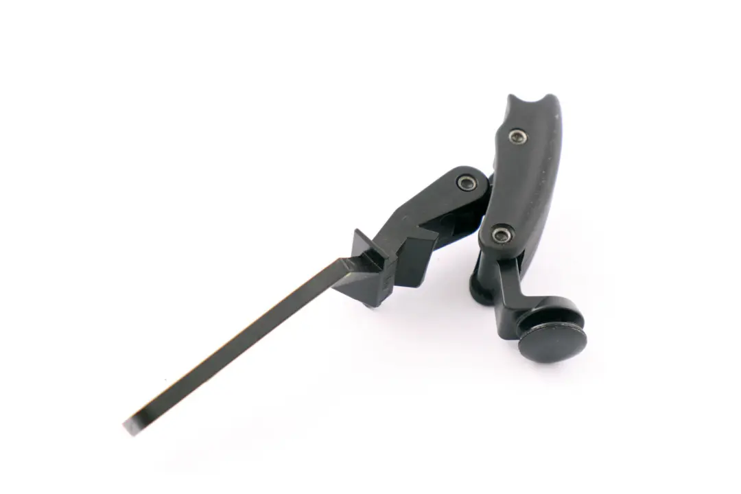 Vent Window Mechanism Right O/S Door Black to BMW 3 Series E46 Compact with Part number 7001620 BMW 3 Series E46 Compact Vent Window Mechanism Right O/S Door Black - SKU 7001620 - Part number 7001620