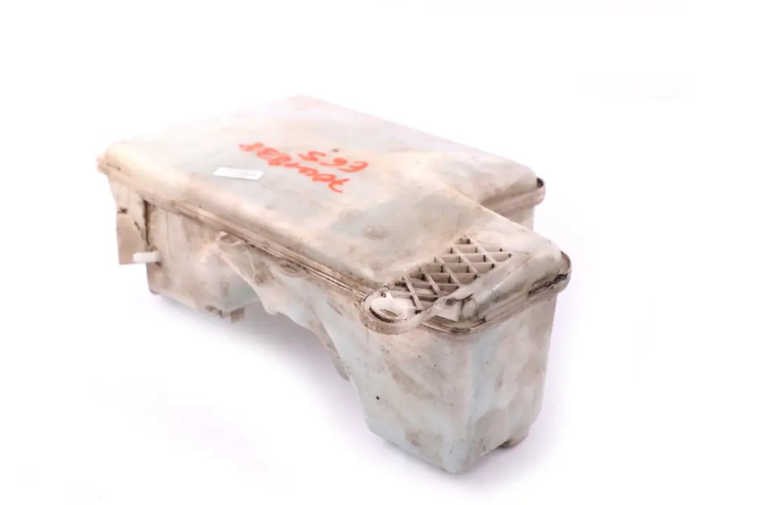 Serbatoio del Liquido di Lavaggio per BMW E65 E66 E67 con numero di parte 7001938 BMW E65 E66 E67 Serbatoio del Liquido di Lavaggio - SKU 7001938 - Numero di parte 7001938