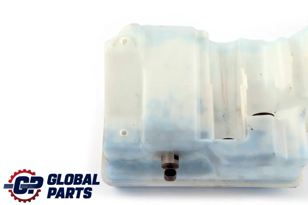 Réservoir de Liquide Lave-glace pour BMW E65 E66 E67 à propos du numéro de pièce 7001942 BMW E65 E66 E67 Réservoir de Liquide Lave-glace - SKU 7001942 - Numéro de pièce 7001942