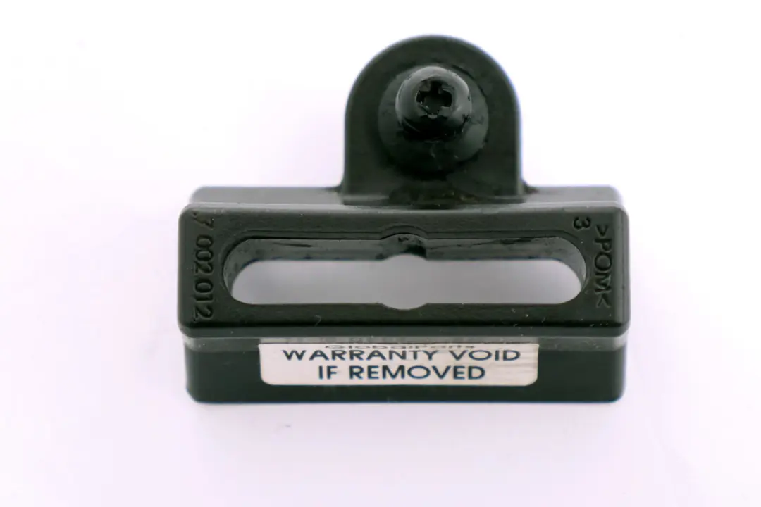 Verdreh Sicherung Halterung Motor Haube für BMW E60 E61 E65 E87 E90 mit Teilenummer 7002012 BMW E60 E61 E65 E87 E90 Verdreh Sicherung Halterung Motor Haube - SKU 7002012-1 - Teilenummer 7002012