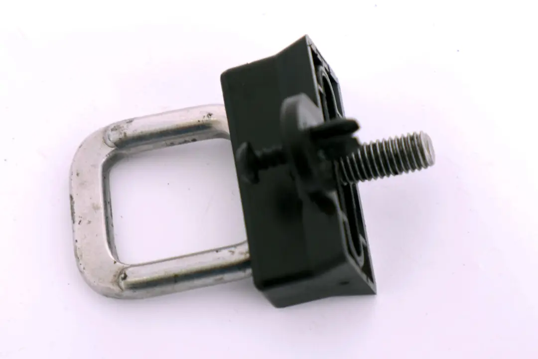 Verdreh Sicherung Halterung Motor Haube für BMW E60 E61 E65 E87 E90 mit Teilenummer 7002012 BMW E60 E61 E65 E87 E90 Verdreh Sicherung Halterung Motor Haube - SKU 7002012-1 - Teilenummer 7002012