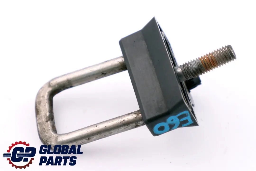 BMW E60 E61 E64 E87 E90 Motor Haube Verriegelung Verdrehschutz Halterung - SKU 7002012 - Teilenummer 7002012