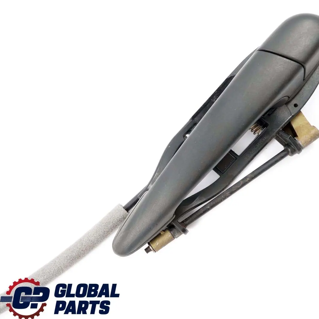 Maniglia Posteriore Destra Copertura O/S Primer per BMW E46 Touring con numero di parte 7002272 BMW E46 Touring Maniglia Posteriore Destra Copertura O/S Primer - SKU 7002272-PRIM - Numero di parte 7002272