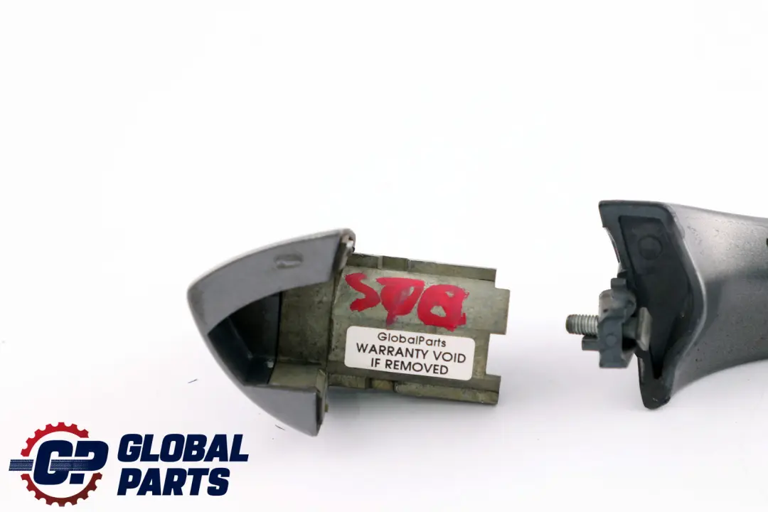 Lewa Klamka Drzwi Lewy Przód Tył do BMW X5 E53 o numerze 7002311 BMW X5 E53 Lewa Klamka Drzwi Lewy Przód Tył - SKU 7002311-STG - Numer Części 7002311