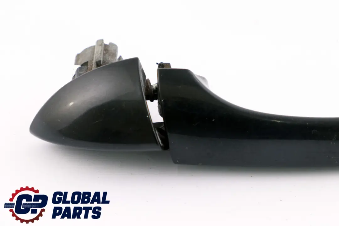 Handle BAR Posteriore Destra Black Sapphire Metallizzato 475 per BMW X5 E53 con numero di parte 7002312 BMW X5 E53 Handle BAR Posteriore Destra Black Sapphire Metallizzato 475 - SKU 7002312-BS - Numero di parte 7002312