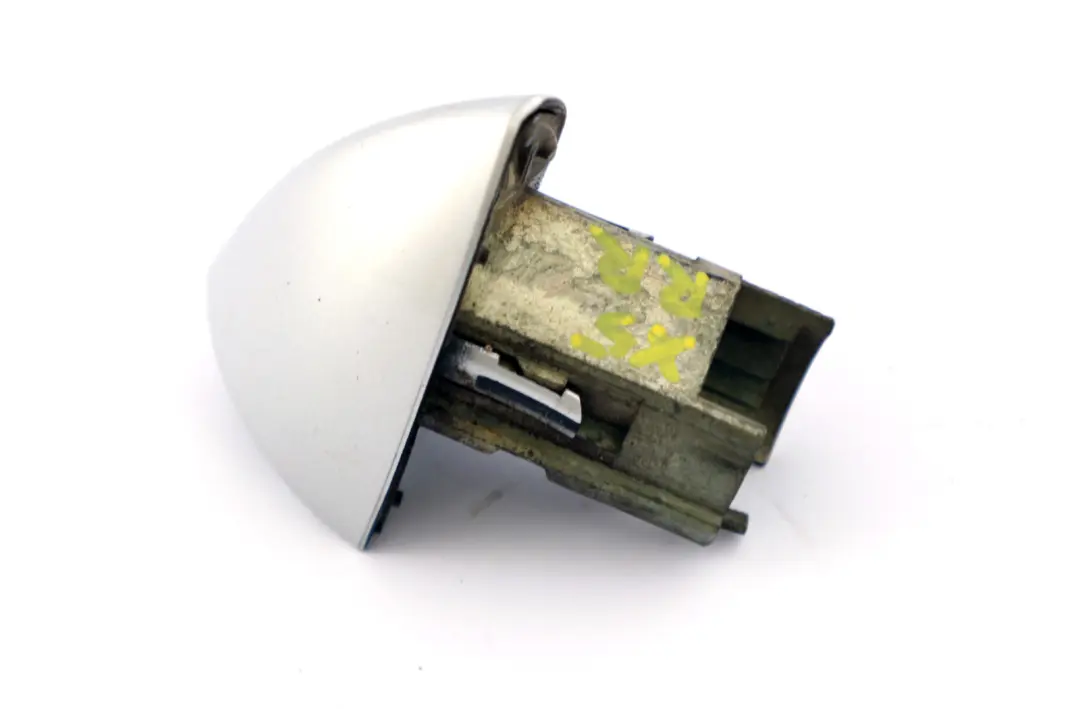 BMW X5 E53 Arrière Droite Poignée Poignée Cache Support Titansilber Silver - SKU 7002316 - Numéro de pièce 7002316