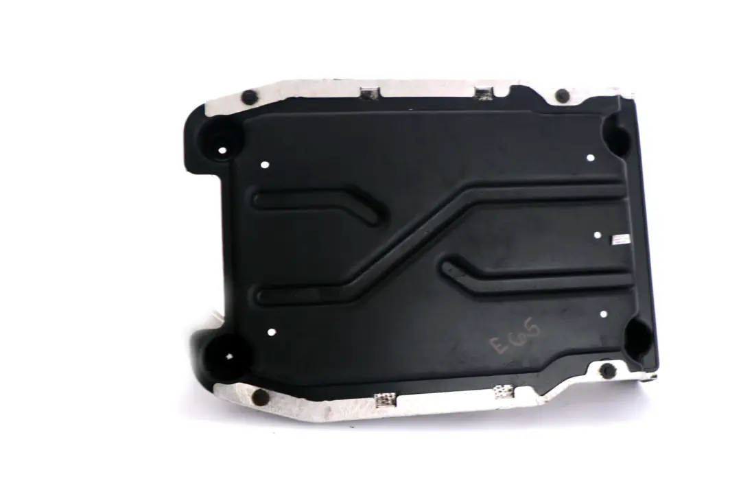 *BMW 7 er E65 E66 E67 Unterbodenverkleidung Mitte für mit Teilenummer 7002379 *BMW 7 er E65 E66 E67 Unterbodenverkleidung Mitte - SKU 7002379 - Teilenummer 7002379