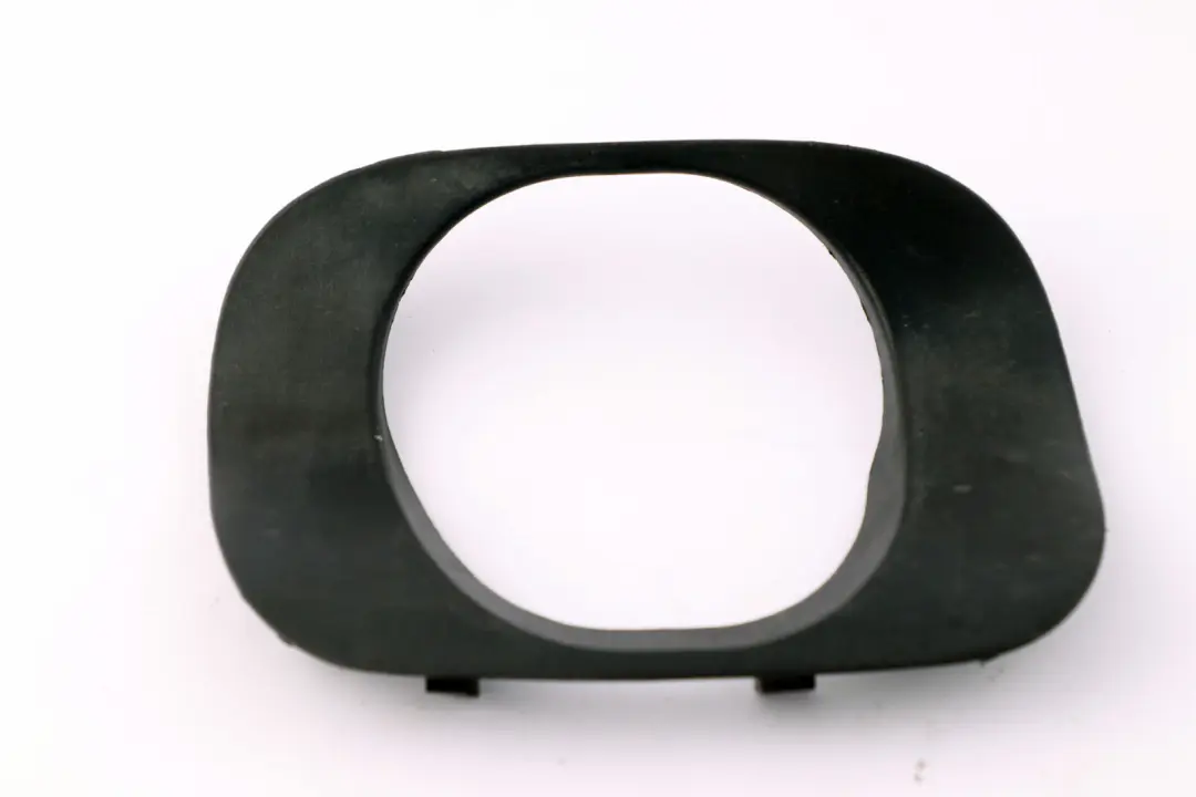 Right O/S Bumper Cover Covering Trim to BMW X5 Series E53 Rear with Part number 7002956 BMW X5 Series E53 Rear Right O/S Bumper Cover Covering Trim - SKU 7002956 - Part number 7002956