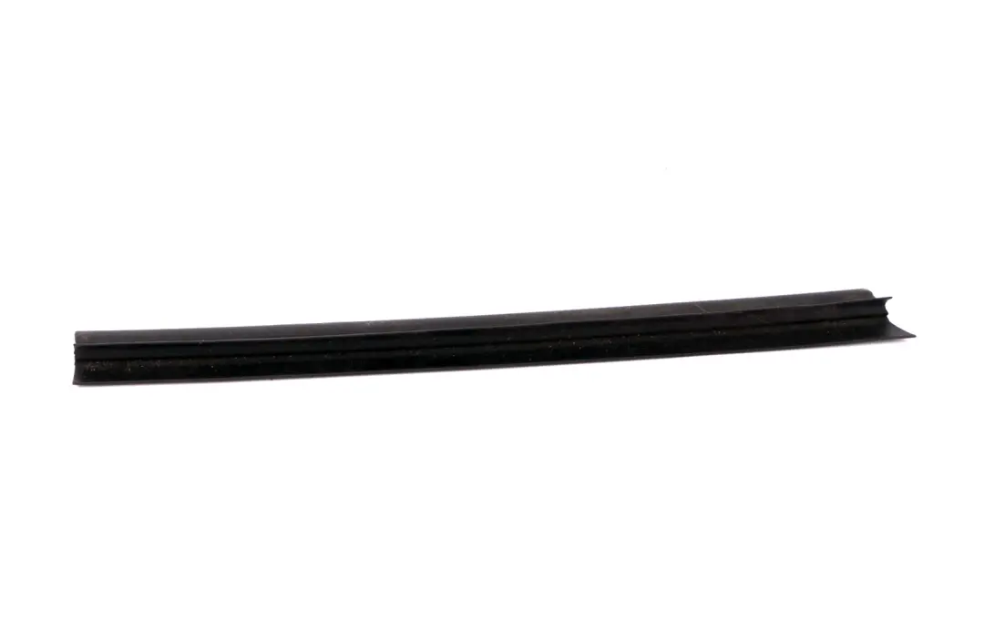 BMW E65 E66 Lewa przednia osłona szyby drzwi - SKU 7004533 - Numer Części 7004533