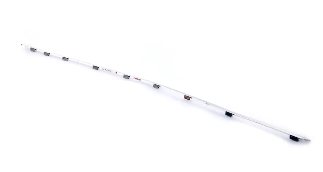 7er E65 Blende Fensterrahmen Oben Tür Vorne Rechts Chrom für BMW mit Teilenummer 7005032 BMW 7er E65 Blende Fensterrahmen Oben Tür Vorne Rechts Chrom - SKU 7005032 - Teilenummer 7005032