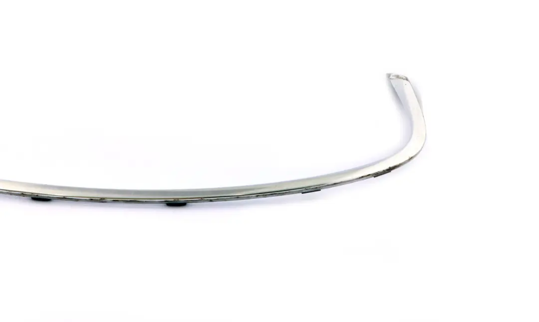 BMW E65 Acabado Marco Ventana Superior Puerta Trasera Derecha Cromo - SKU 7005044 - Número de pieza 7005044