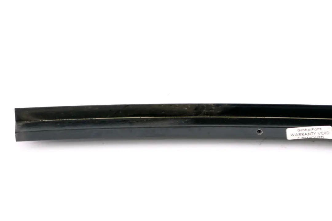Apertura Fensterf?hrungssteg SX Nero Lucido per BMW E65 E66 con numero di parte 7005103 BMW E65 E66 Apertura Fensterf?hrungssteg SX Nero Lucido - SKU 7005103 - Numero di parte 7005103