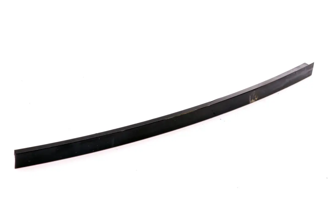 Apertura Fensterf?hrungssteg SX Nero Lucido per BMW E65 E66 con numero di parte 7005103 BMW E65 E66 Apertura Fensterf?hrungssteg SX Nero Lucido - SKU 7005103 - Numero di parte 7005103