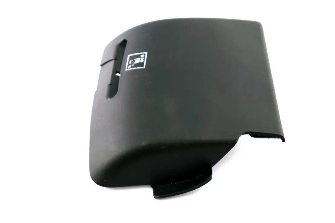 Belt Outlet Guide Tunnel Rear Left N/S to BMW 3 Series E46 Compact Cover with Part number 7000099 BMW 3 Series E46 Compact Cover Belt Outlet Guide Tunnel Rear Left N/S - SKU 7006011 - Part number 7000099