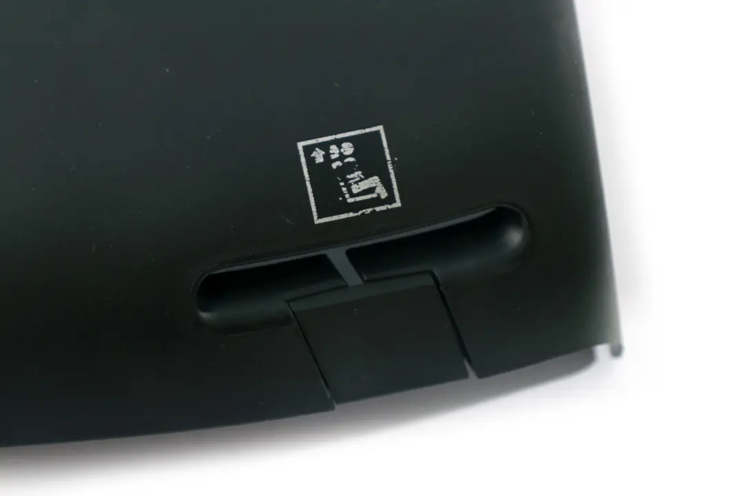 Belt Outlet Guide Tunnel Rear Right O/S to BMW 3 Series E46 Compact Cover with Part number 7000100 BMW 3 Series E46 Compact Cover Belt Outlet Guide Tunnel Rear Right O/S - SKU 7006012 - Part number 7000100