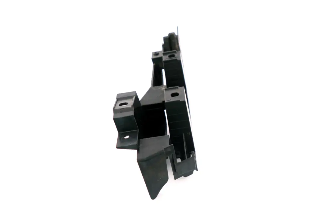 BMW 3 Series E46 Compact Guide Finisher Rear Right O/S Bumper Light Bracket - SKU 7006824 - Part number 7006824