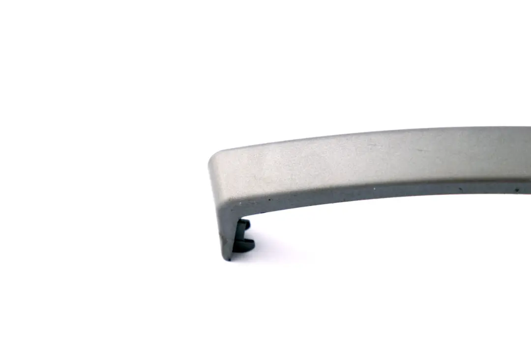 Listwa osłona słupka dark silver do BMW E65 E66 o numerze 7006869 BMW E65 E66 Listwa osłona słupka dark silver - SKU 7006869 - Numer Części 7006869