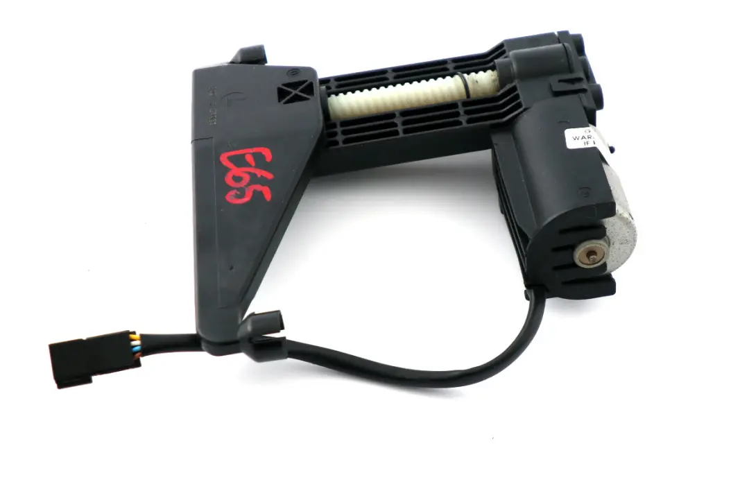 Headrest Adjustment Actuator Drive to BMW 7 Series E65 E66 E67 Rear Seat with Part number 7007017 BMW 7 Series E65 E66 E67 Rear Seat Headrest Adjustment Actuator Drive - SKU 7007017 - Part number 7007017