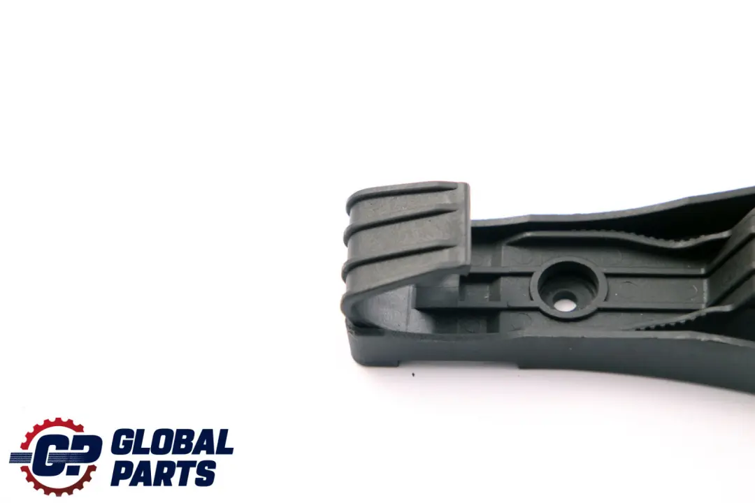BMW X5 E53 Tappeto Pavimento Fissaggio Gancio Baule - SKU 7007082 - Numero di parte 7007082
