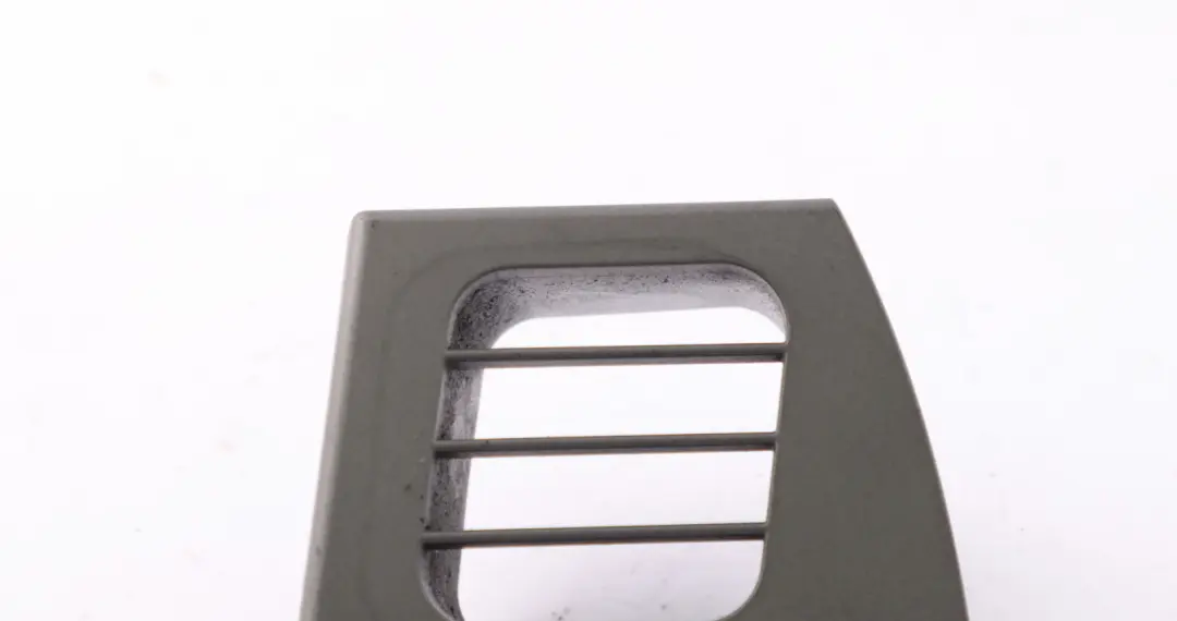 BMW E65 E66 E67 Tableau Bord Porte Droite Chauffage Ventilation Gris - SKU 7007148 - Numéro de pièce 7007148