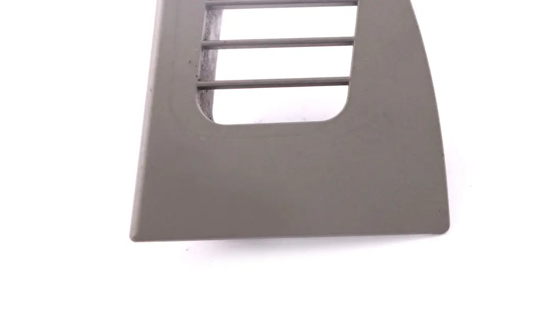 Dashboard Door Heater Air Vent Grey Right O/S to BMW E65 E66 E67 with Part number 7007148 BMW E65 E66 E67 Dashboard Door Heater Air Vent Grey Right O/S - SKU 7007148 - Part number 7007148