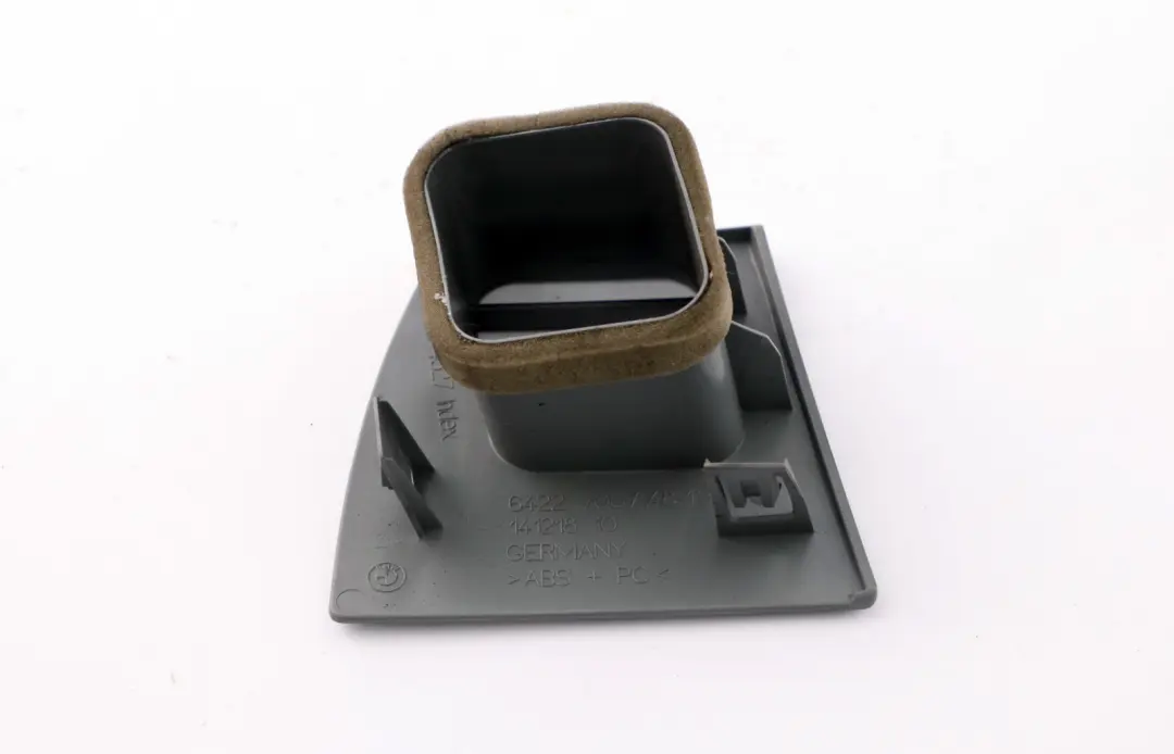 BMW E65 E66 E67 Tableau Bord Porte Droite Chauffage Ventilation Gris - SKU 7007148 - Numéro de pièce 7007148