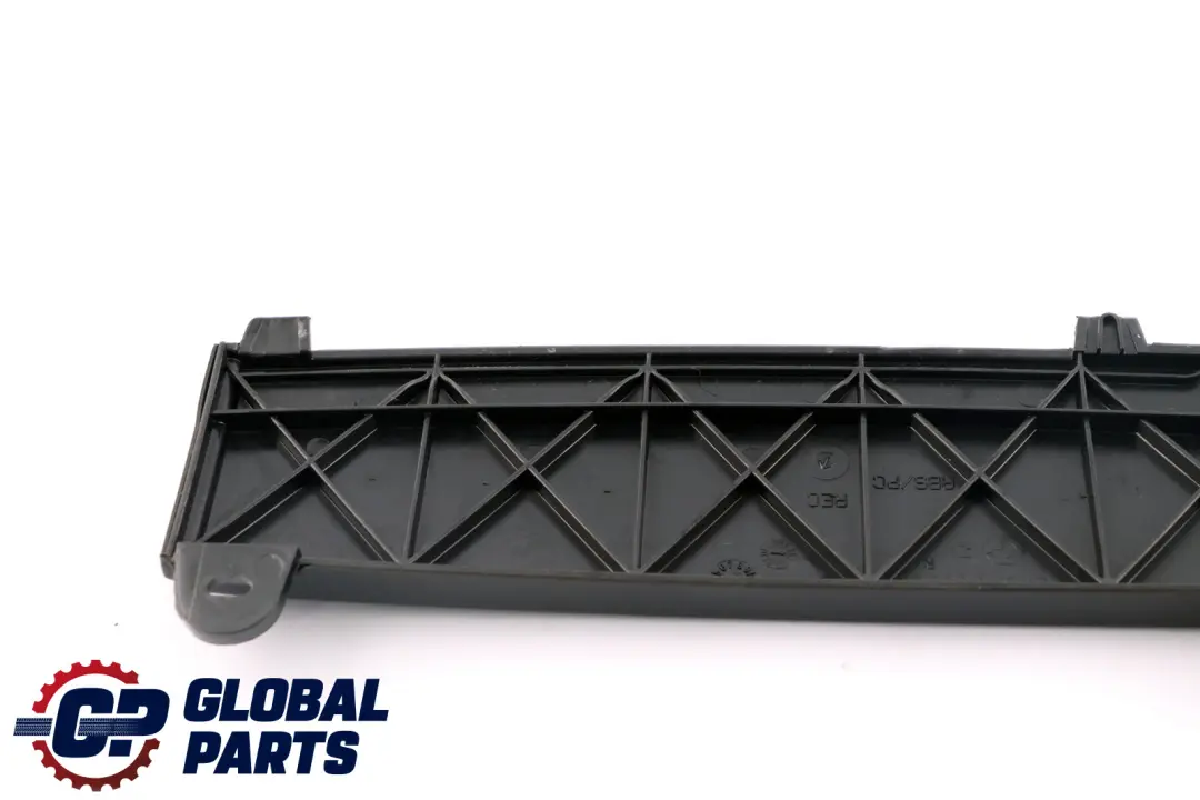 Embellecedor Apoyabrazos Central Derecho Negro para BMW E65 E66 con número de pieza 7007168 BMW E65 E66 Embellecedor Apoyabrazos Central Derecho Negro - SKU 7007168 - Número de pieza 7007168