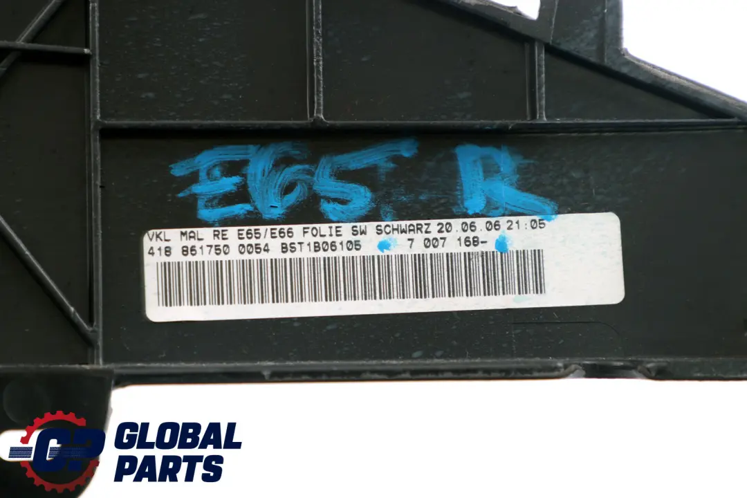 Obudowa osłona podłokietnika prawa do BMW E65 E66 o numerze 7007168 BMW E65 E66 Obudowa osłona podłokietnika prawa - SKU 7007168 - Numer Części 7007168
