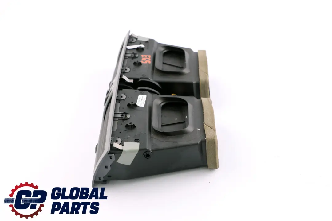 Kratka nawiewu wlot powietrza do BMW E65 E66 E67 o numerze 7007229 BMW E65 E66 E67 Kratka nawiewu wlot powietrza - SKU 7007229 - Numer Części 7007229