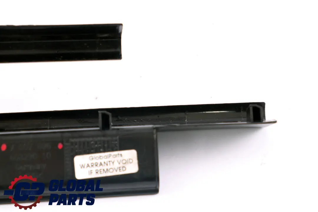 Blende vorne aussen rechts SCHWARZ für BMW 5 7 3 er E60 M5 E60N E65 E66 E61N E61 mit Teilenummer 7007696 BMW 5 7 3 er E60 M5 E60N E65 E66 E61N E61 Blende vorne aussen rechts SCHWARZ - SKU 7007696 - Teilenummer 7007696